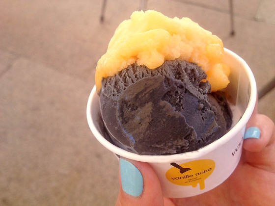 mazzia-vanille-noire-glace-charbon