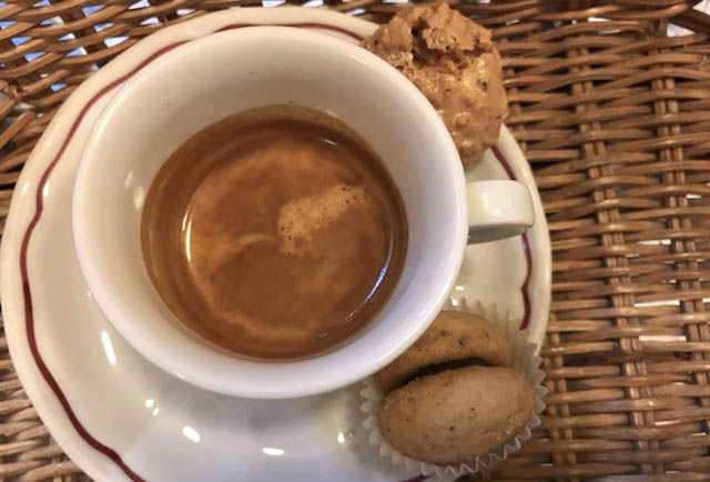 gênes-café-marescotti-biscotti