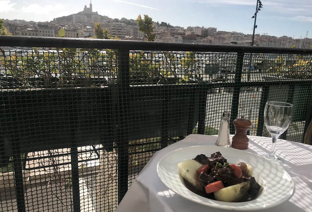 la-caravelle-terrasse-aioli-marseille